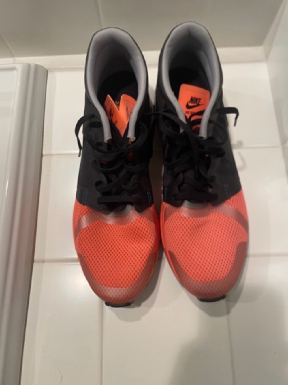 Nike Berwuda Mid QS - Atomic Orange